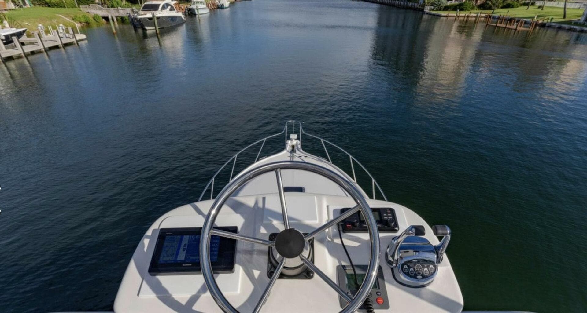 2004 Pursuit 3800 Express — photo 18