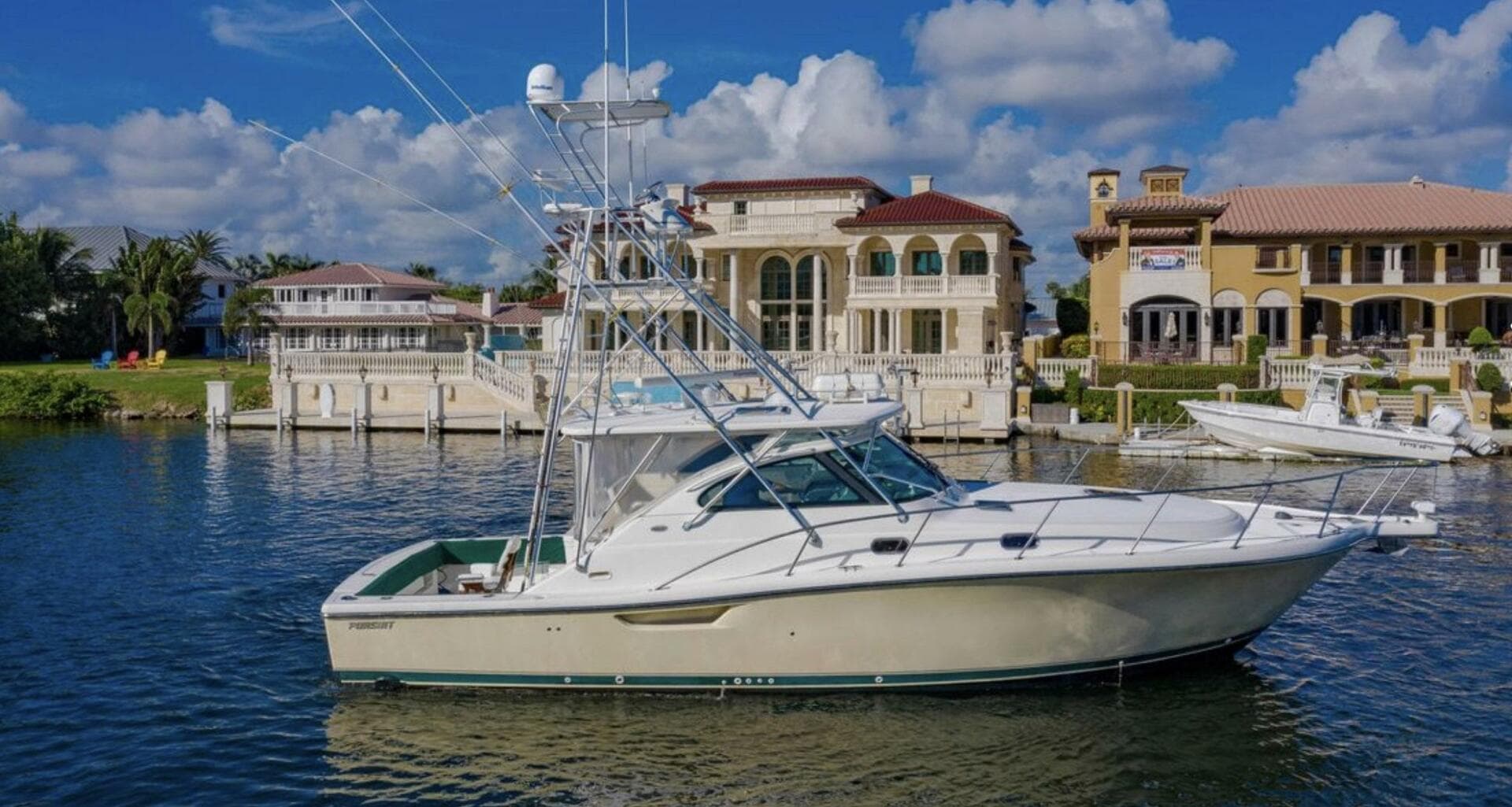 2004 Pursuit 3800 Express — photo 1