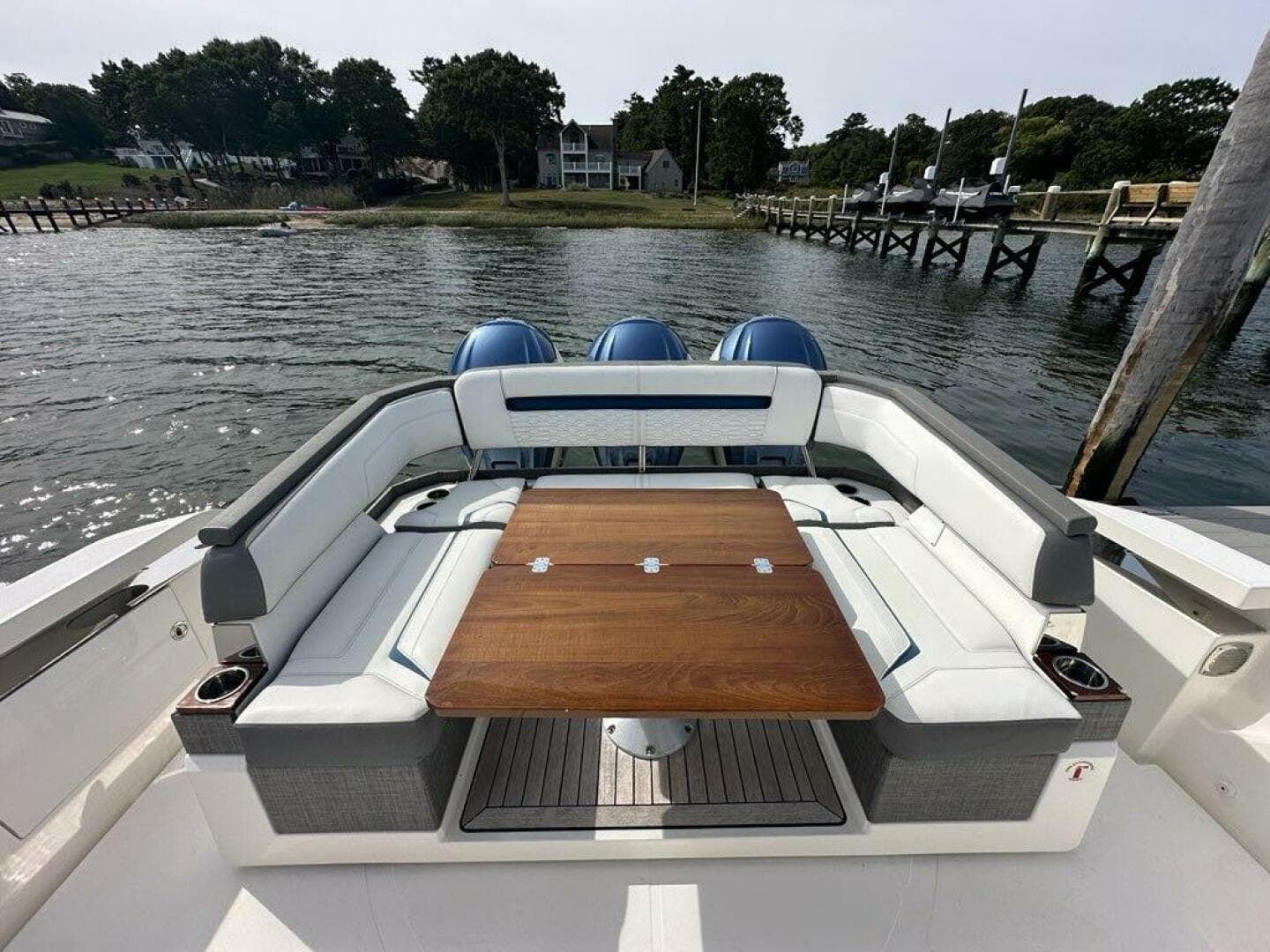 2021 Tiara Sport 43 LS — photo 47