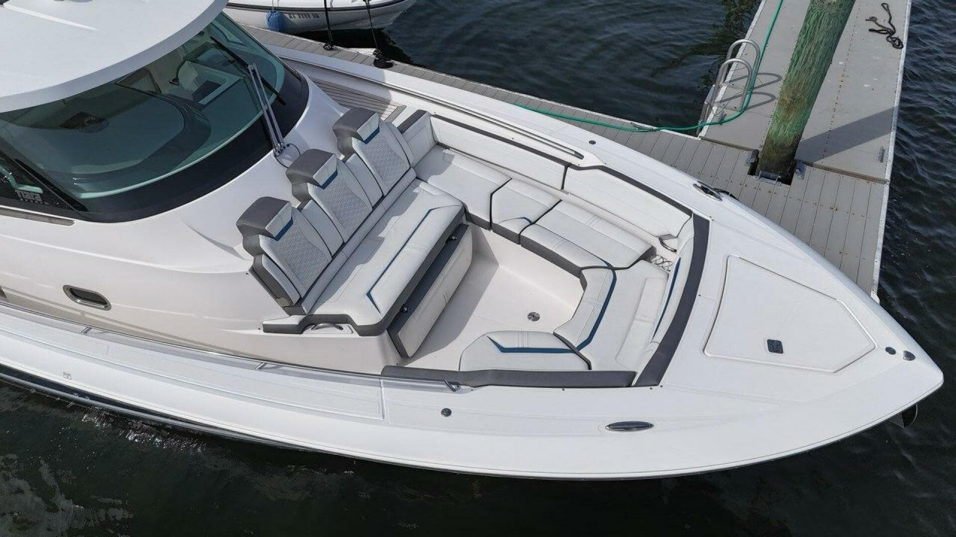 2021 Tiara Sport 43 LS — photo 15