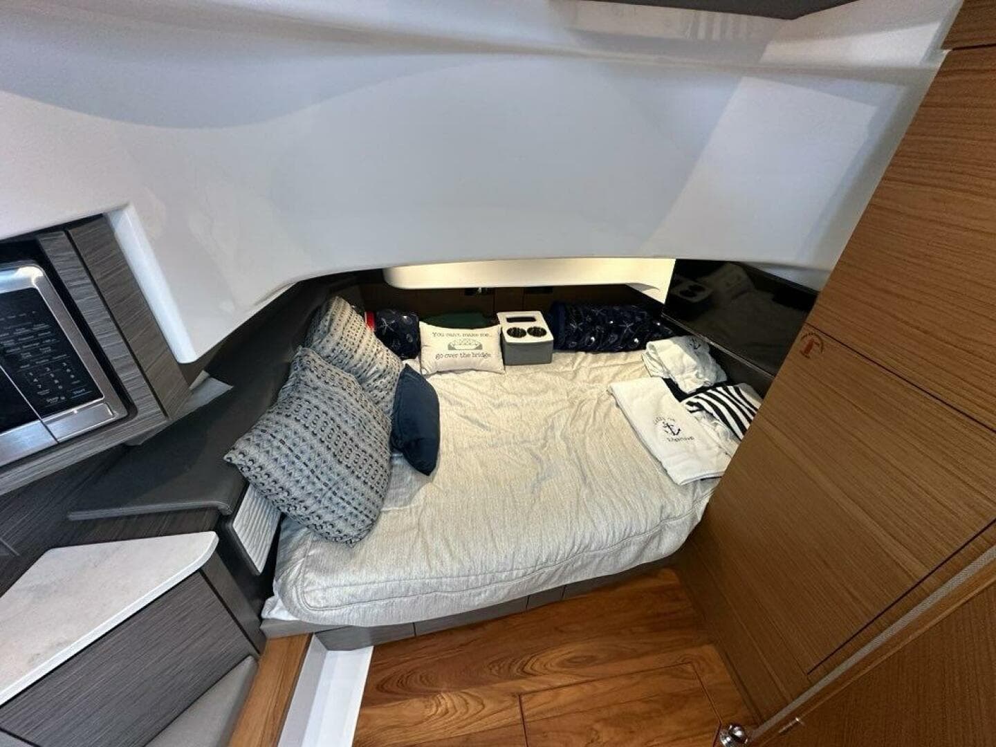2021 Tiara Sport 43 LS — photo 29