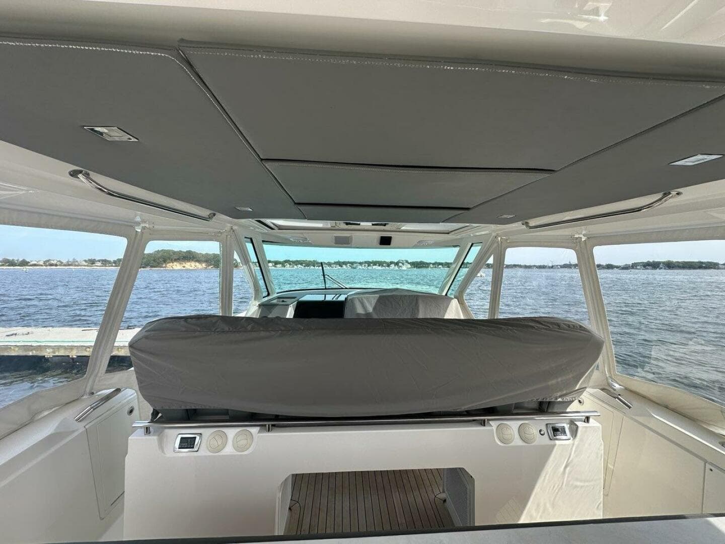 2021 Tiara Sport 43 LS — photo 49