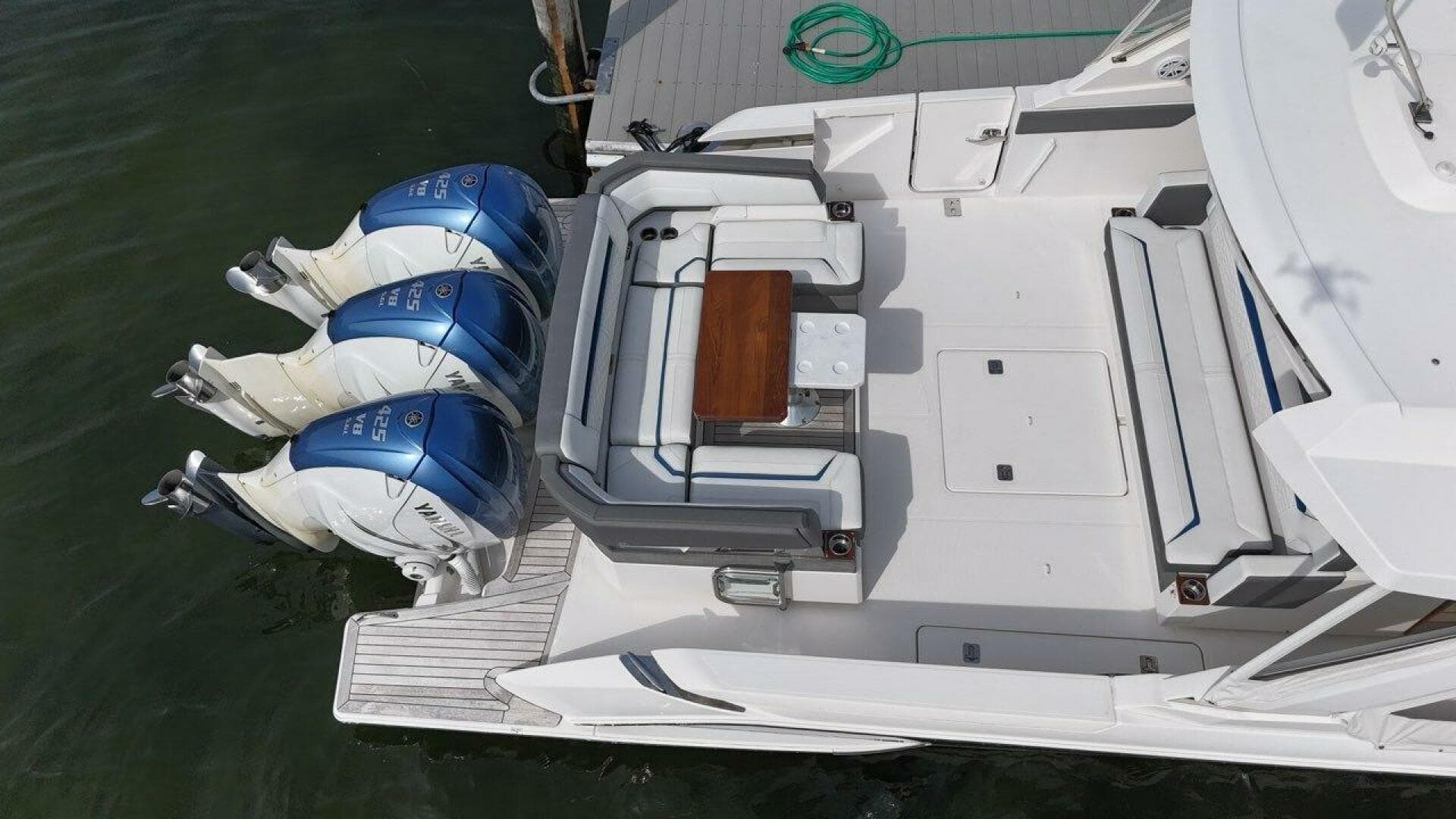 2021 Tiara Sport 43 LS — photo 13