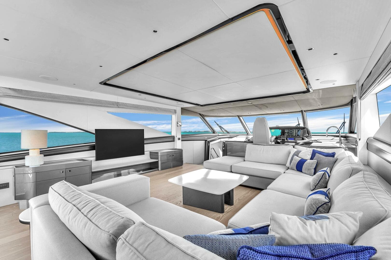 2024 Sunseeker Ocean 90 Enclosed / Ocean 182 — photo 25