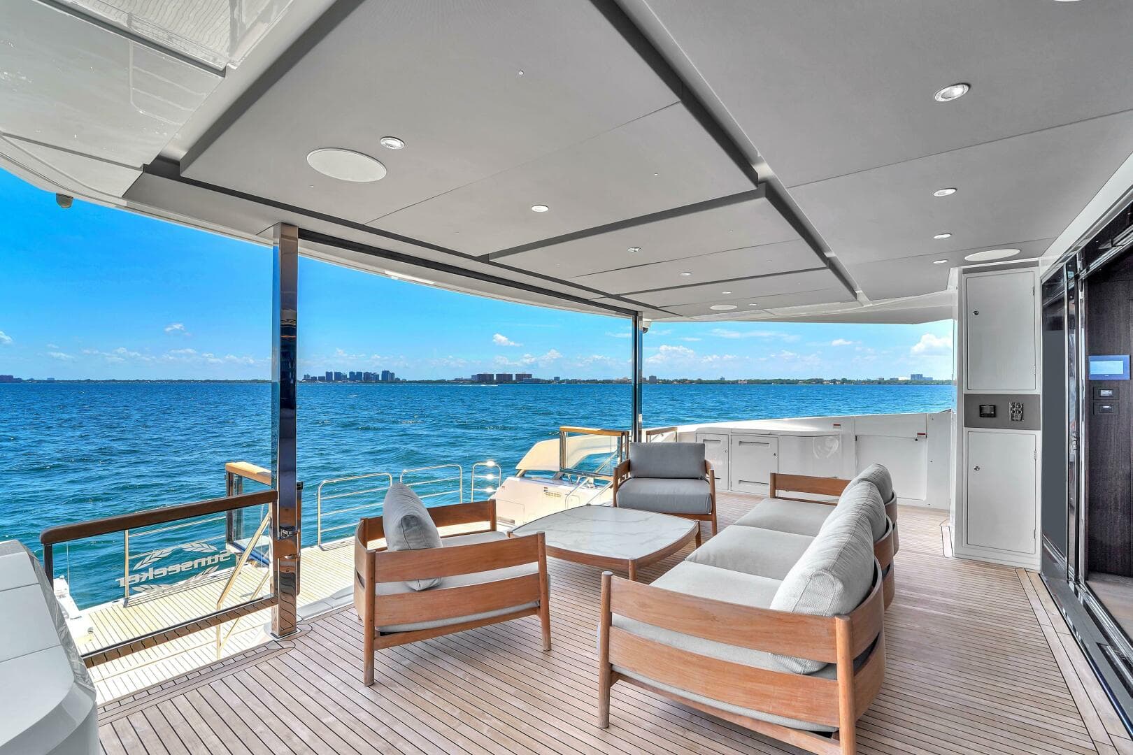 2024 Sunseeker Ocean 90 Enclosed / Ocean 182 — photo 3