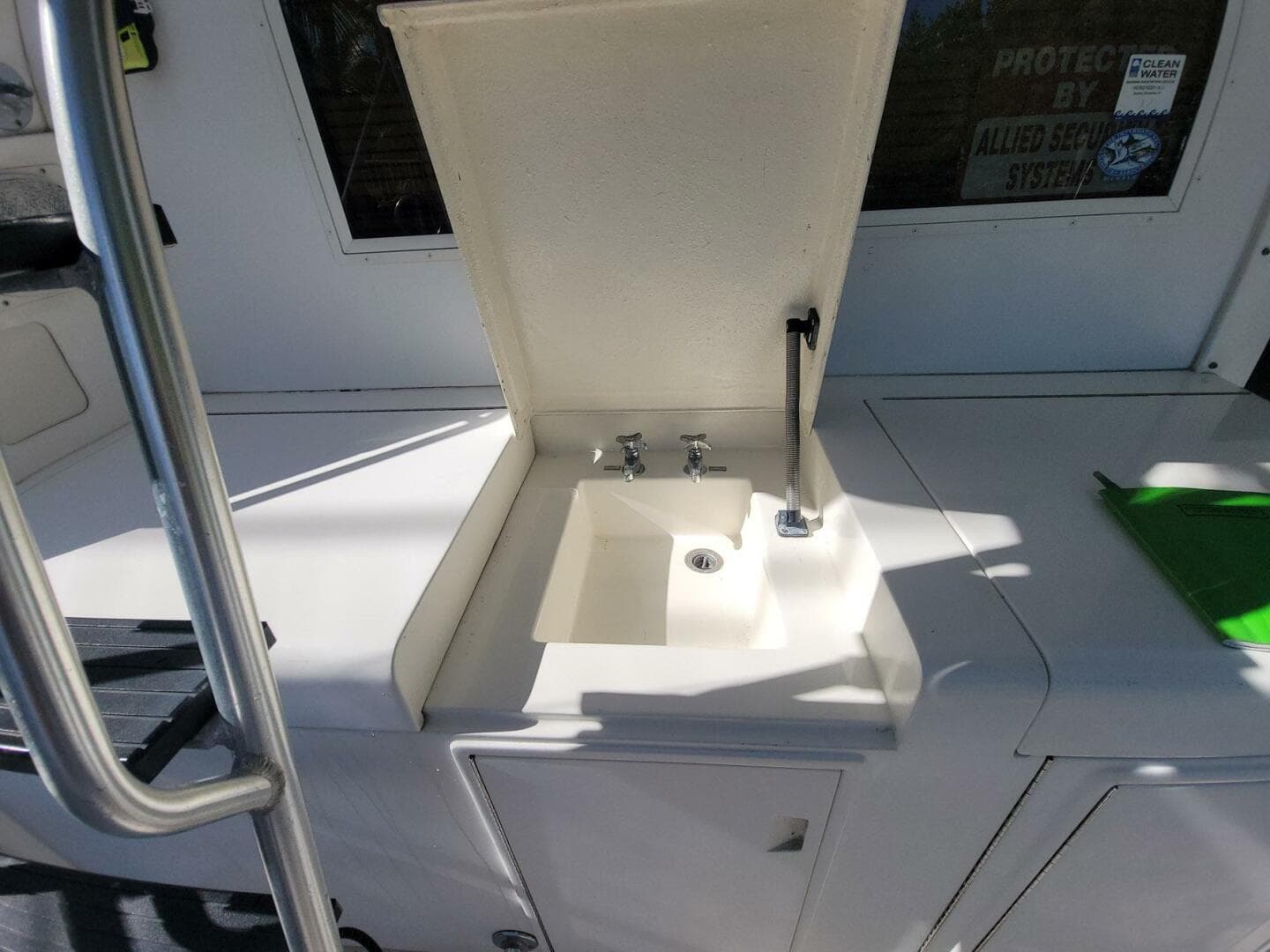 1989 Bertram 50 Convertible — photo 36