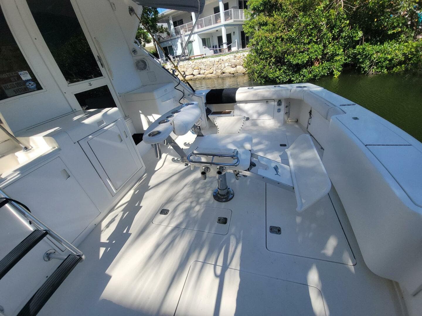 1989 Bertram 50 Convertible — photo 33