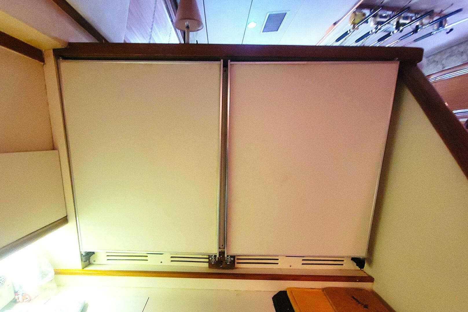 1989 Bertram 50 Convertible — photo 18