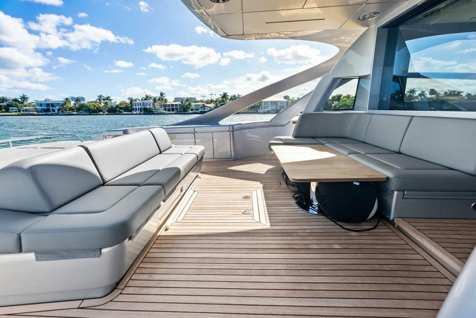 2024 Pershing 7X — photo 25