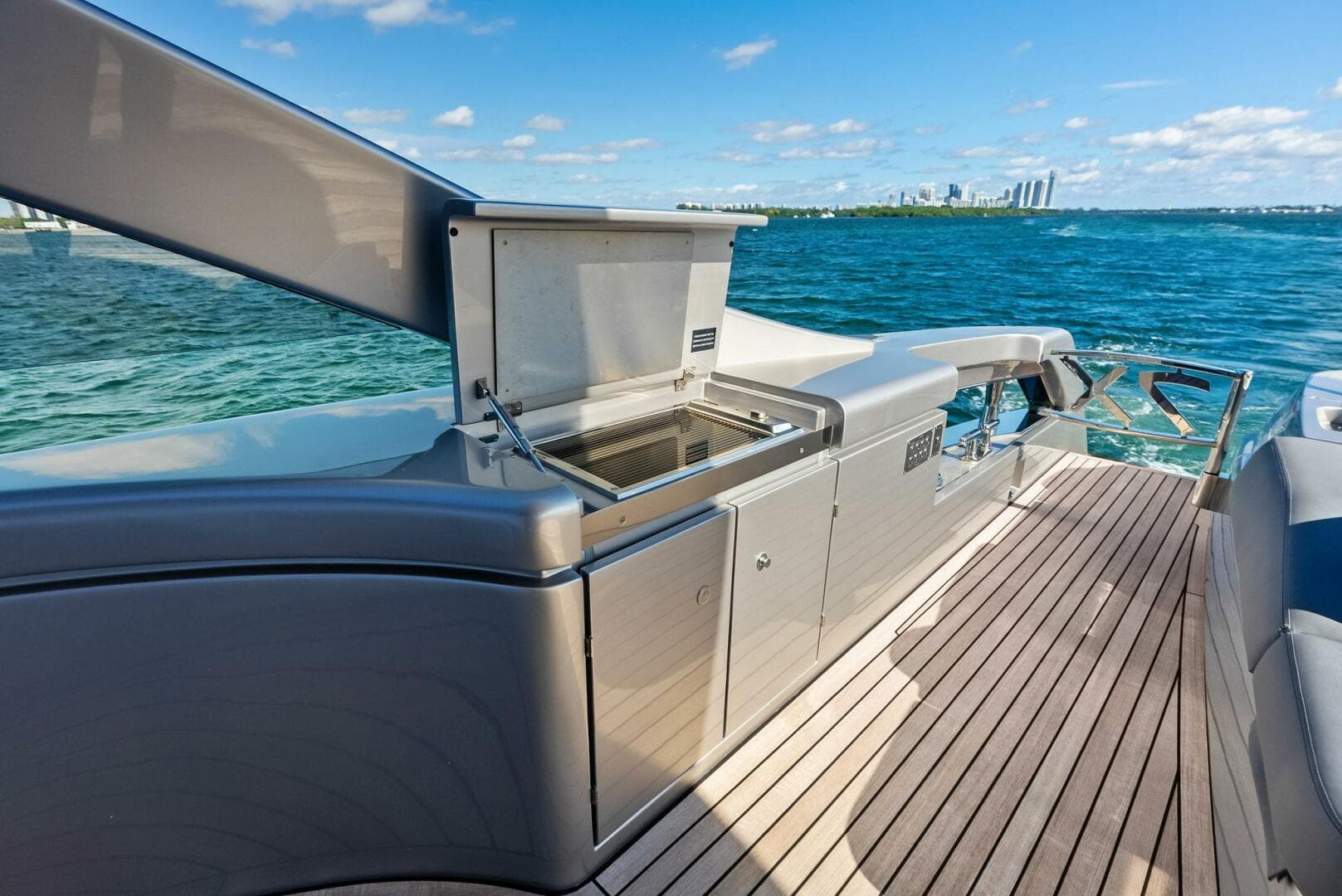 2024 Pershing 7X — photo 33