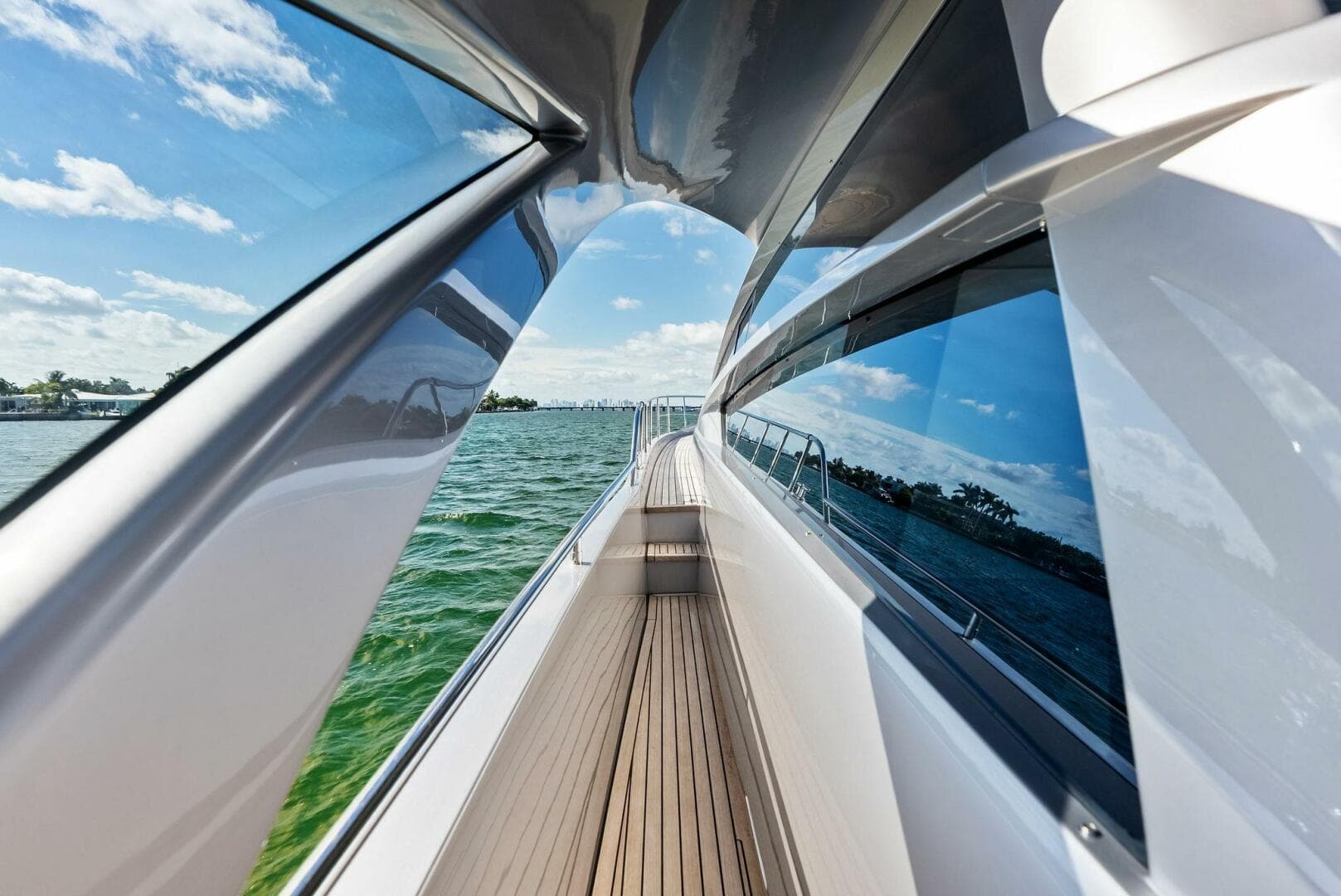 2024 Pershing 7X — photo 27