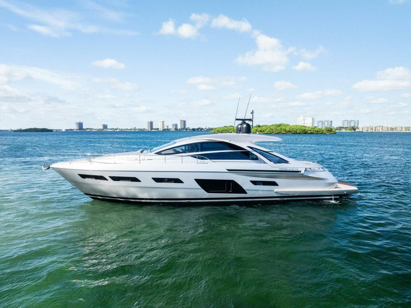 2024 Pershing 7X — photo 8