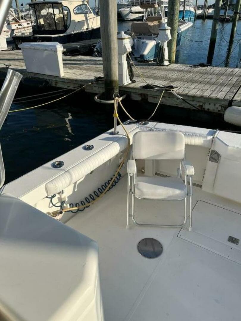 2000 Cabo 31 Express — photo 11