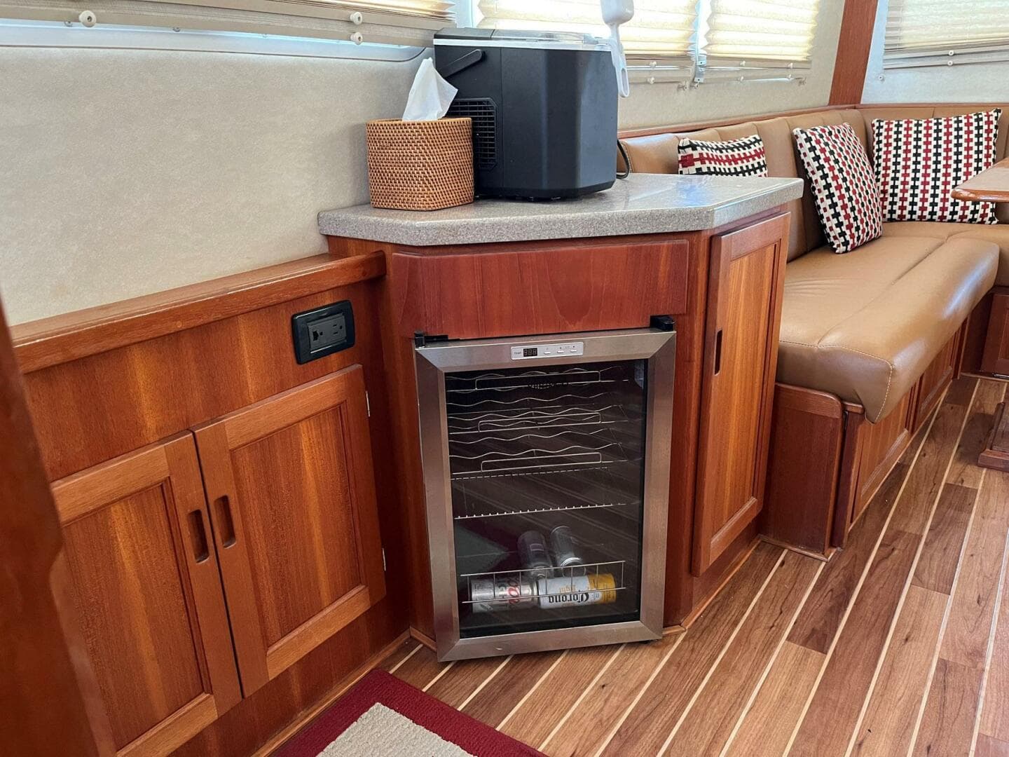 2007 Nordic Tugs 42 — photo 5