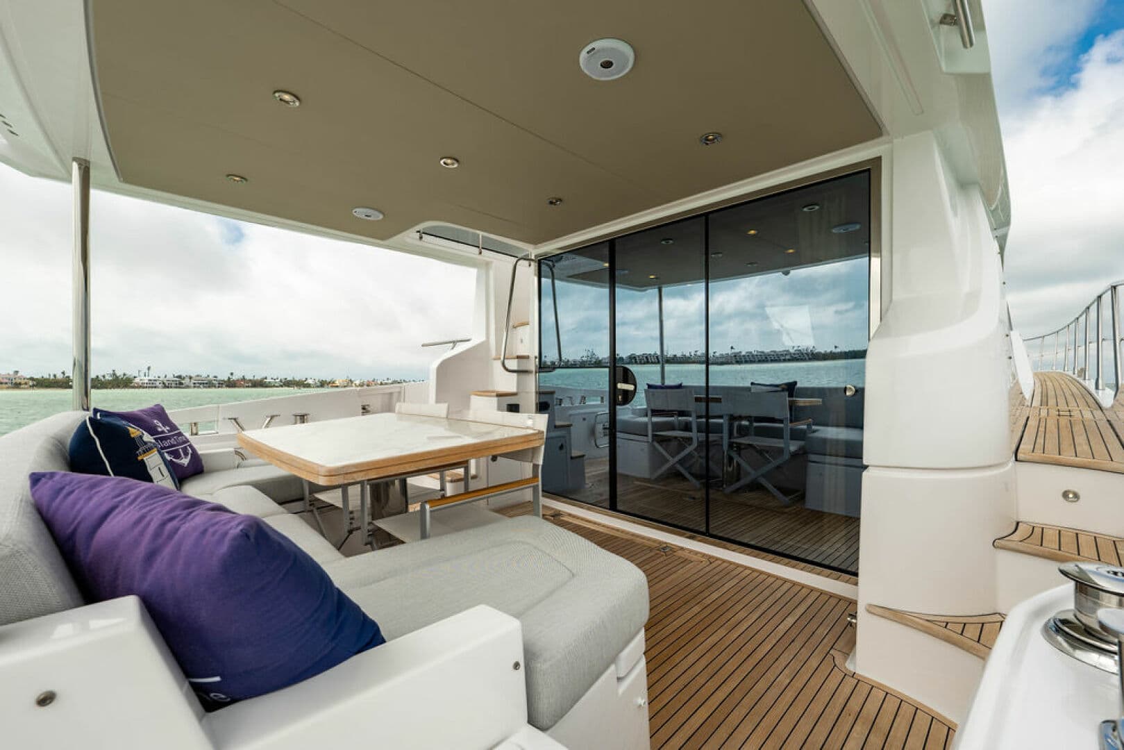 2022 Azimut 55 Flybridge — photo 6