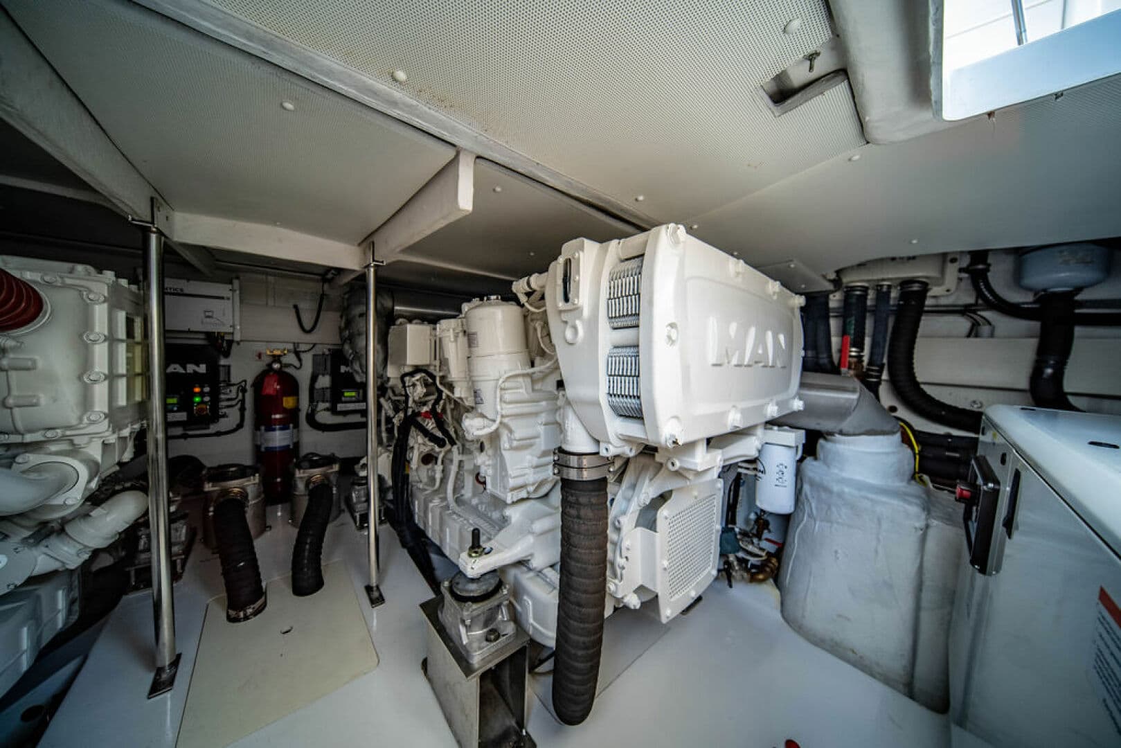 2022 Azimut 55 Flybridge — photo 33