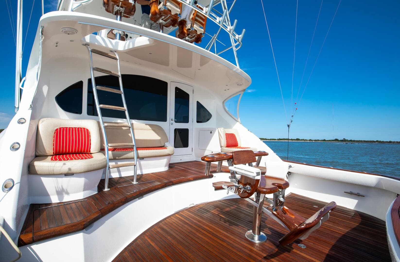 2015 Ocean Yachts 64 Convertible — photo 16