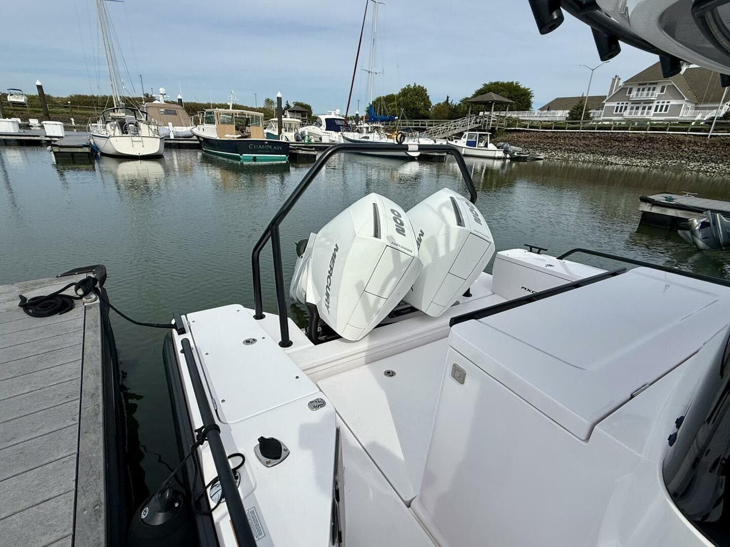 2022 Axopar Cabin — photo 13