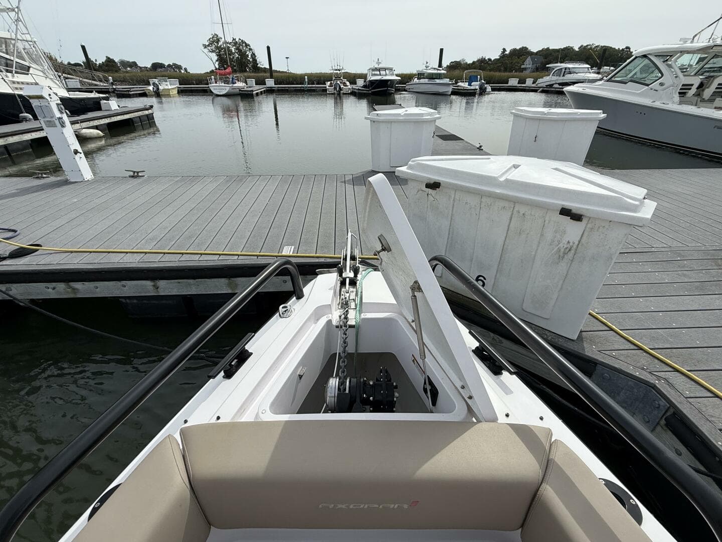 2022 Axopar Cabin — photo 26