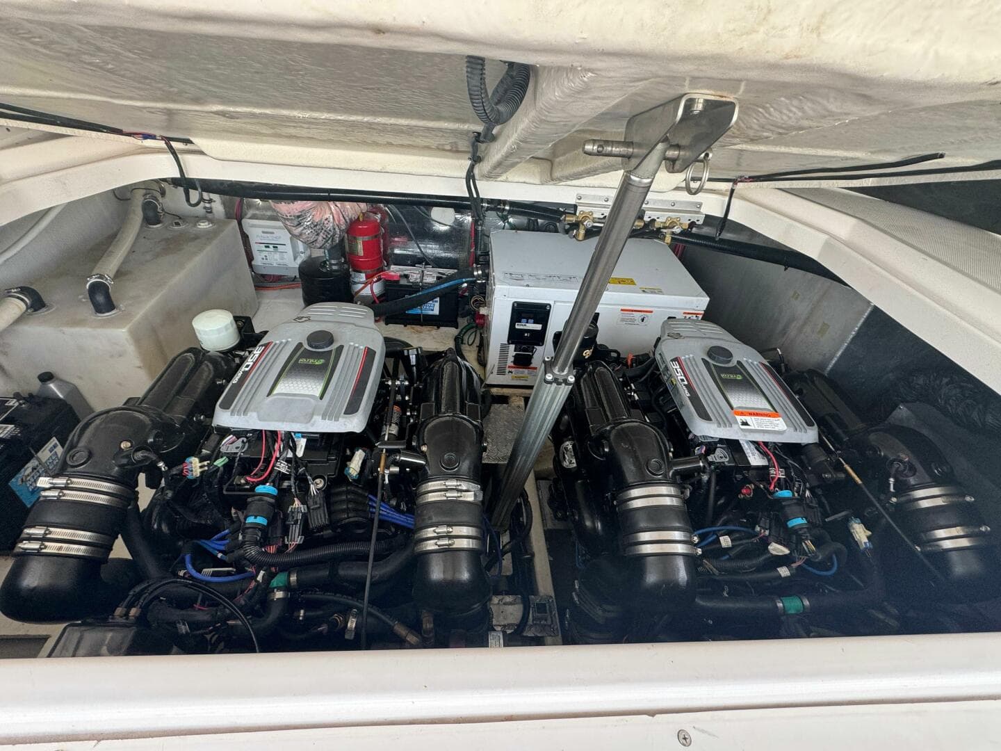 2016 Regal 35 Sport Coupe — photo 23