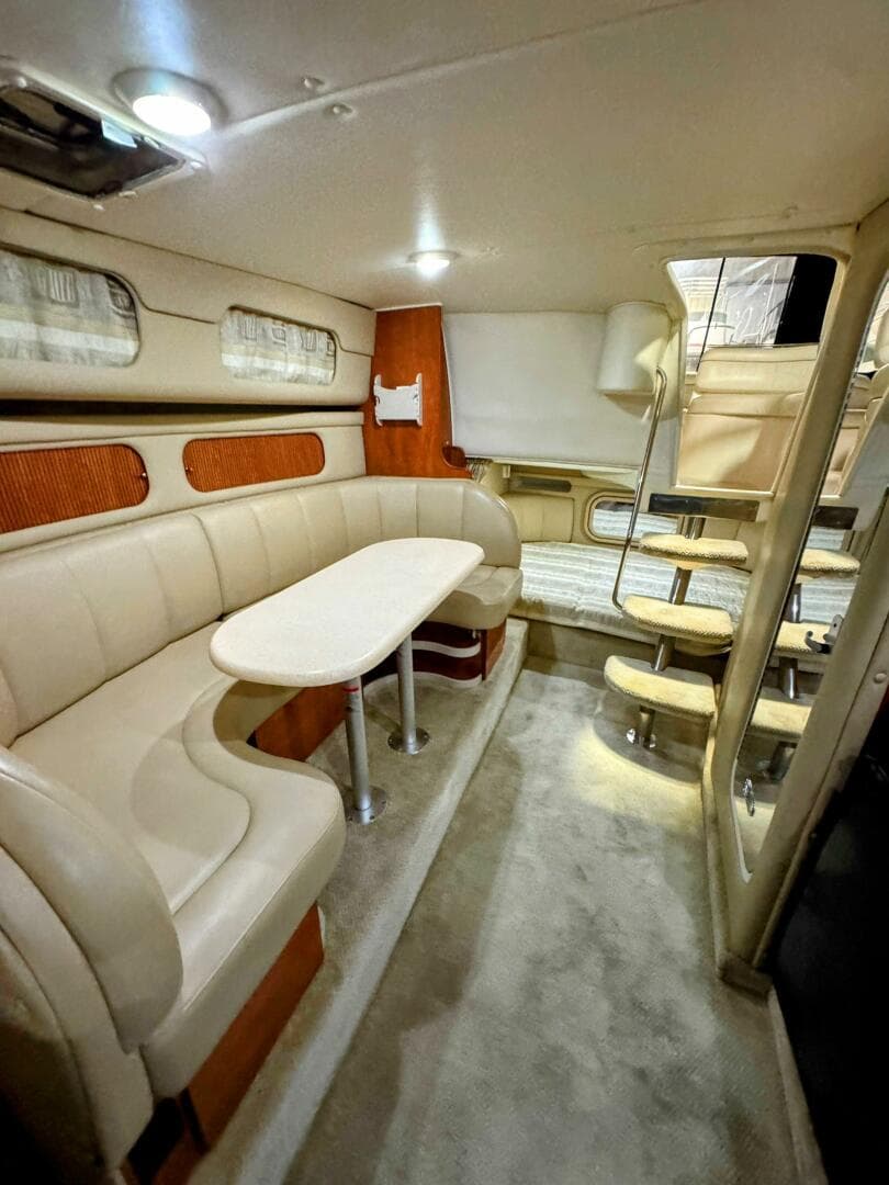 2002 Rinker 342 Fiesta Vee — photo 21