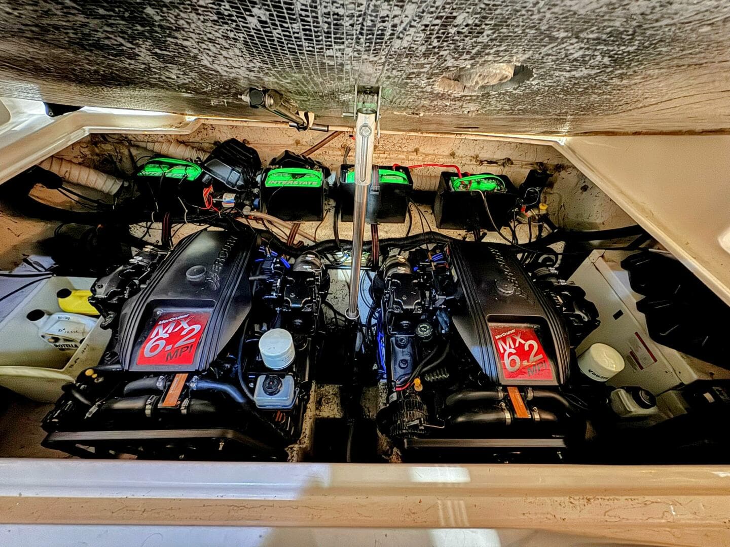 2002 Rinker 342 Fiesta Vee — photo 34