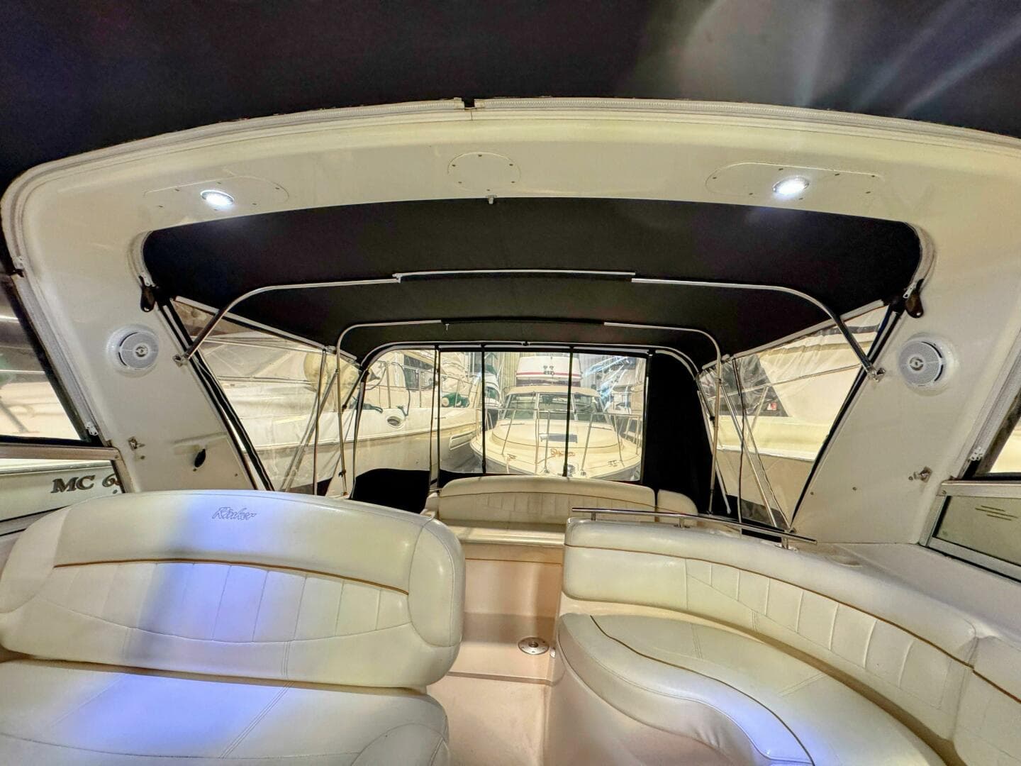 2002 Rinker 342 Fiesta Vee — photo 18