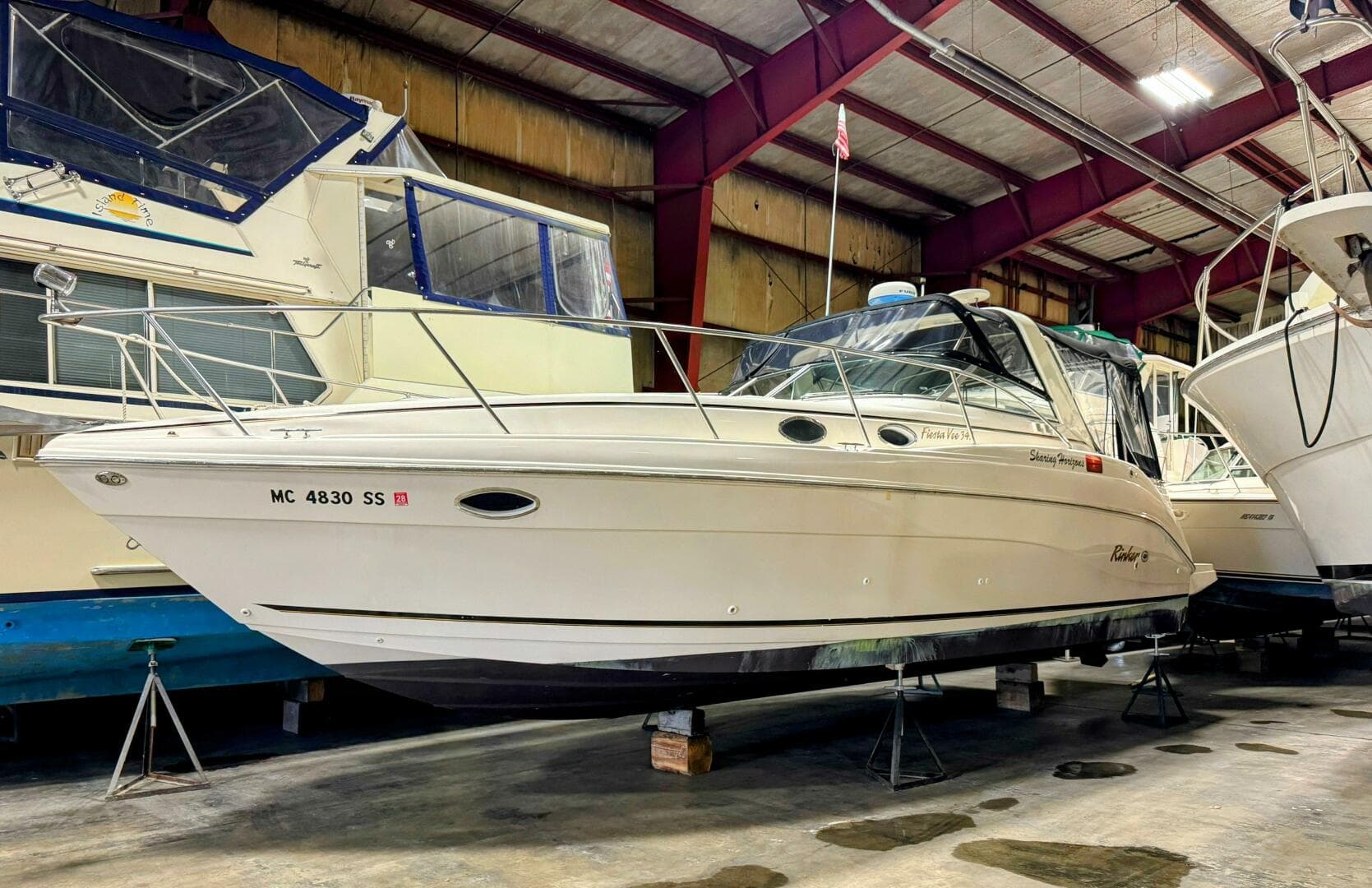 2002 Rinker 342 Fiesta Vee — photo 2