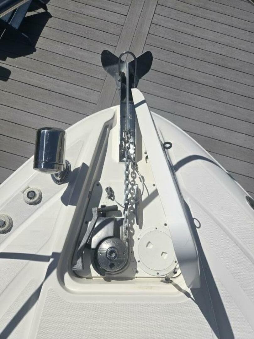 2010 Sea Ray 330 Sundancer — photo 60