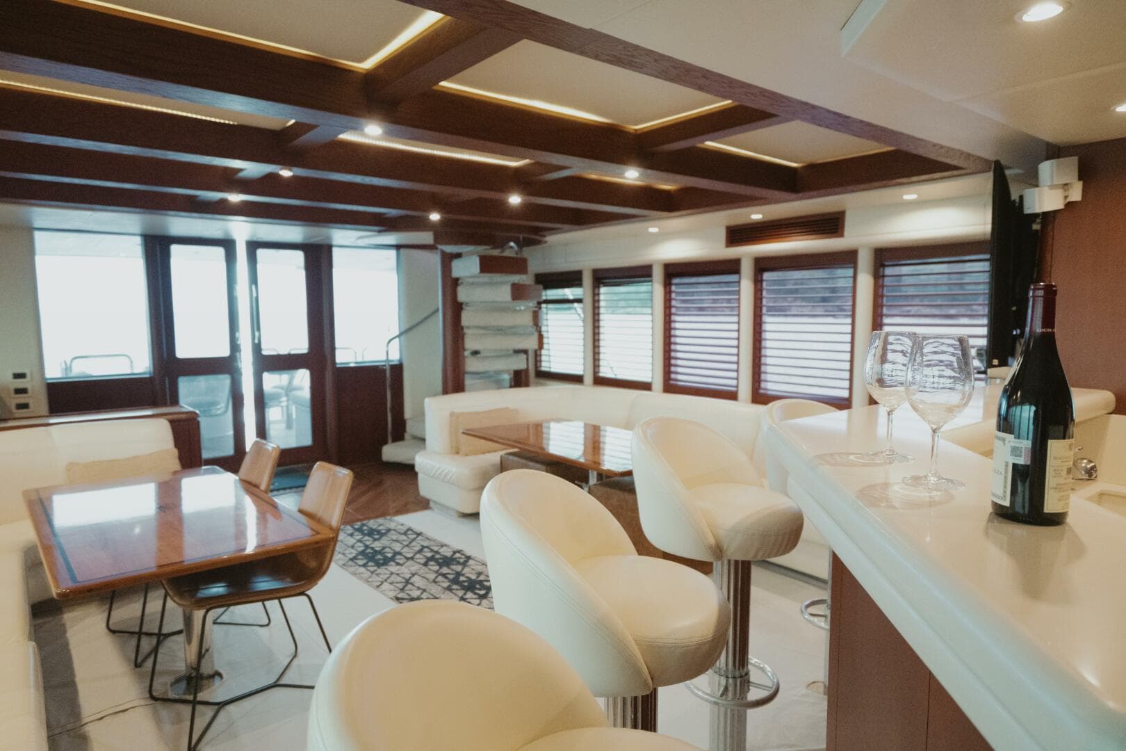 1996 Oceanfast 87 Enclosed Bridge Sportfish — photo 7