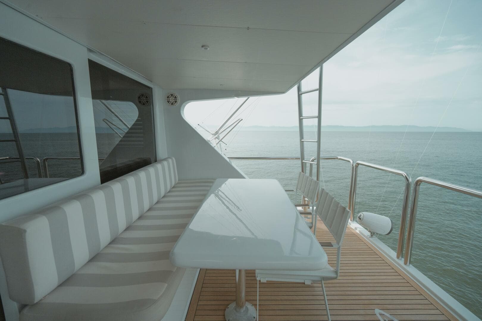 1996 Oceanfast 87 Enclosed Bridge Sportfish — photo 24