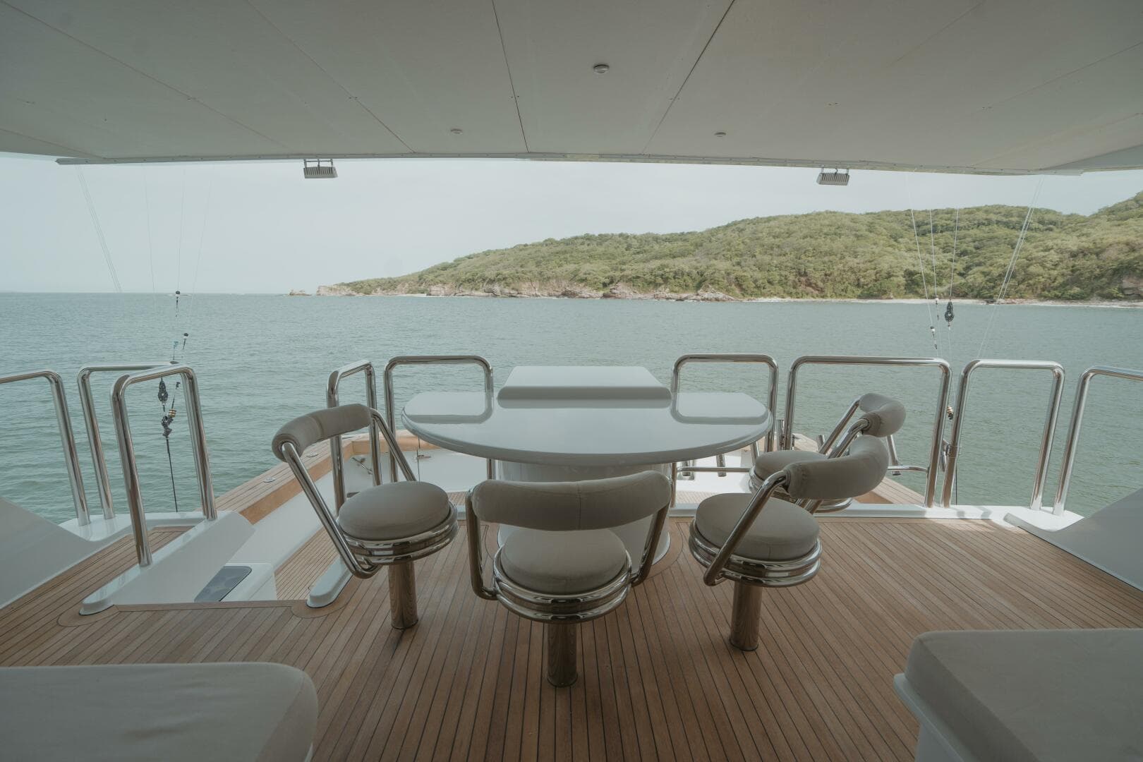 1996 Oceanfast 87 Enclosed Bridge Sportfish — photo 25