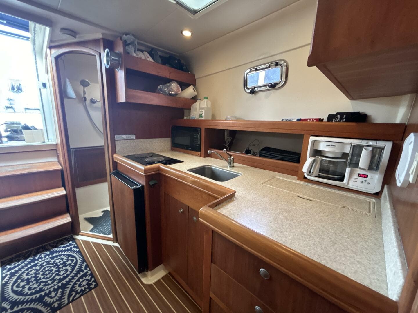 2005 Mainship Pilot 34 Rum Runner II — photo 22