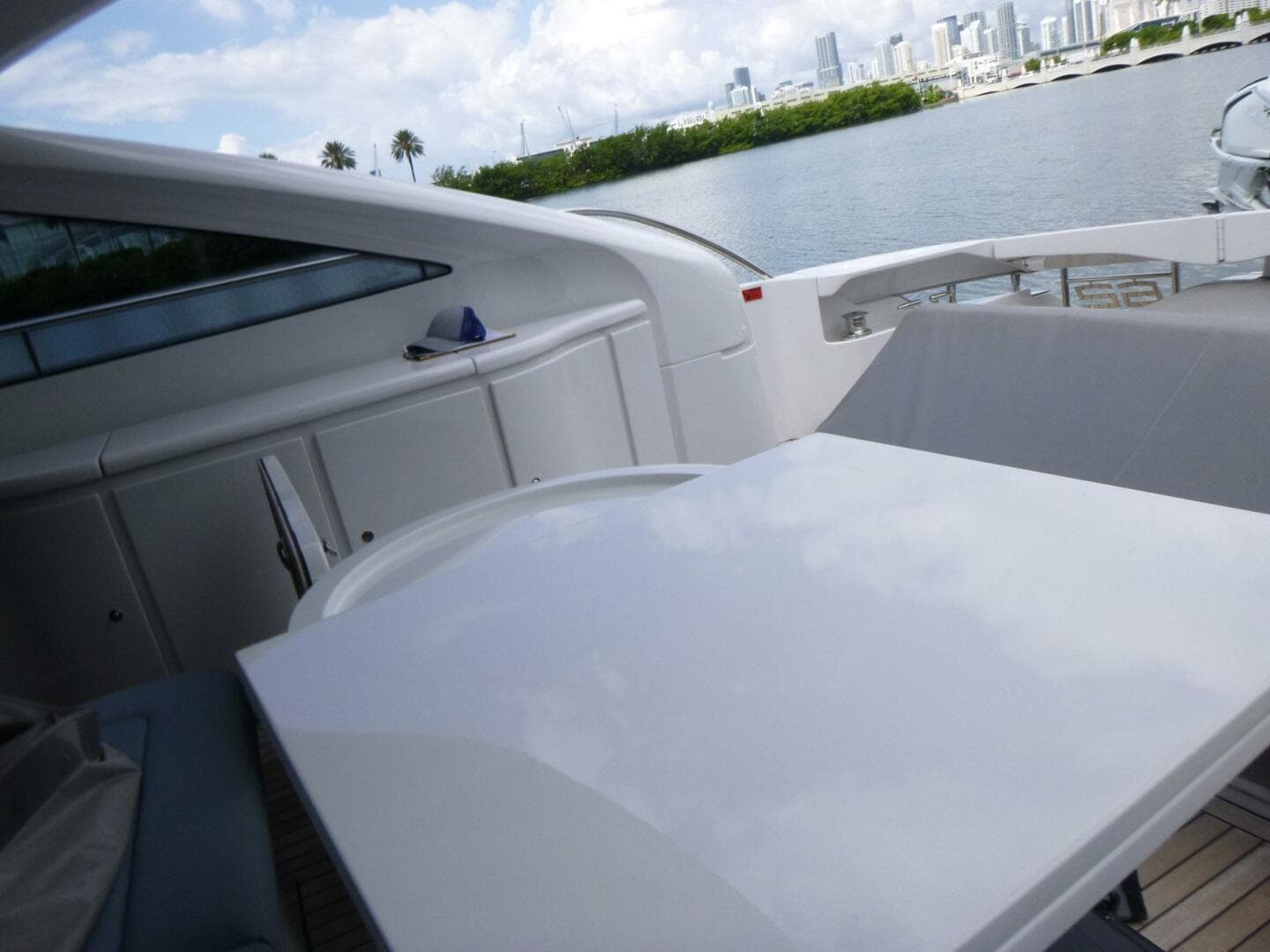 2020 Pershing 62 — photo 45