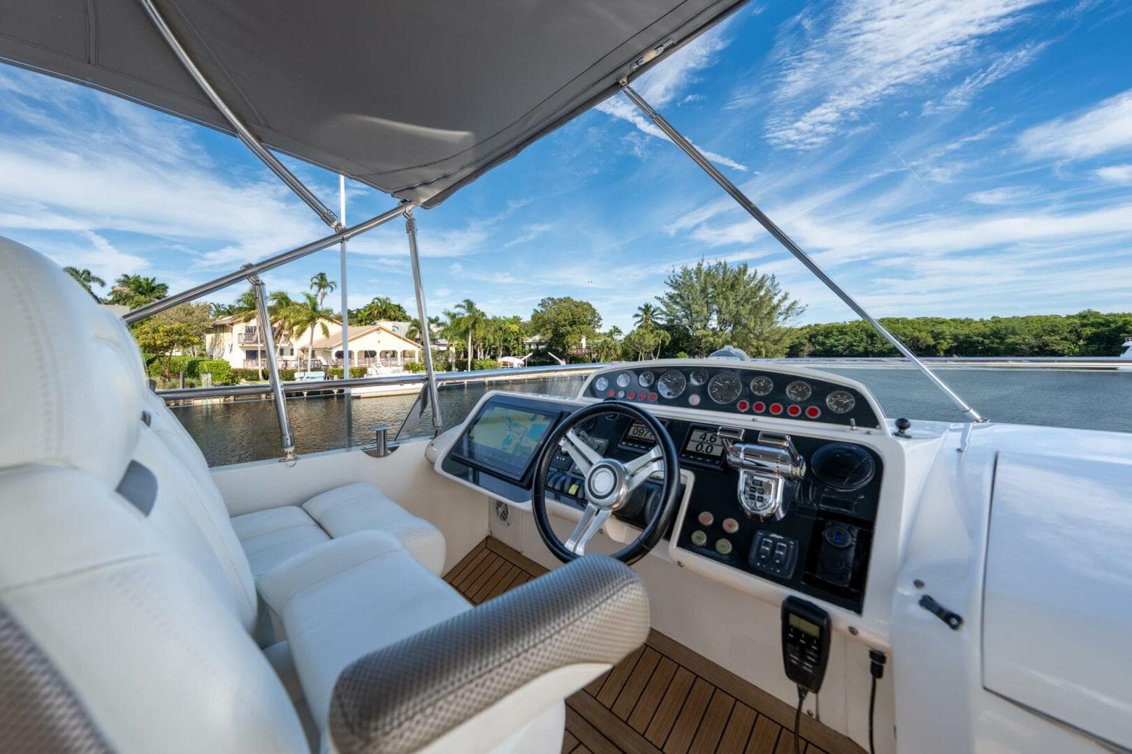 2012 Princess 64 Flybridge — photo 13