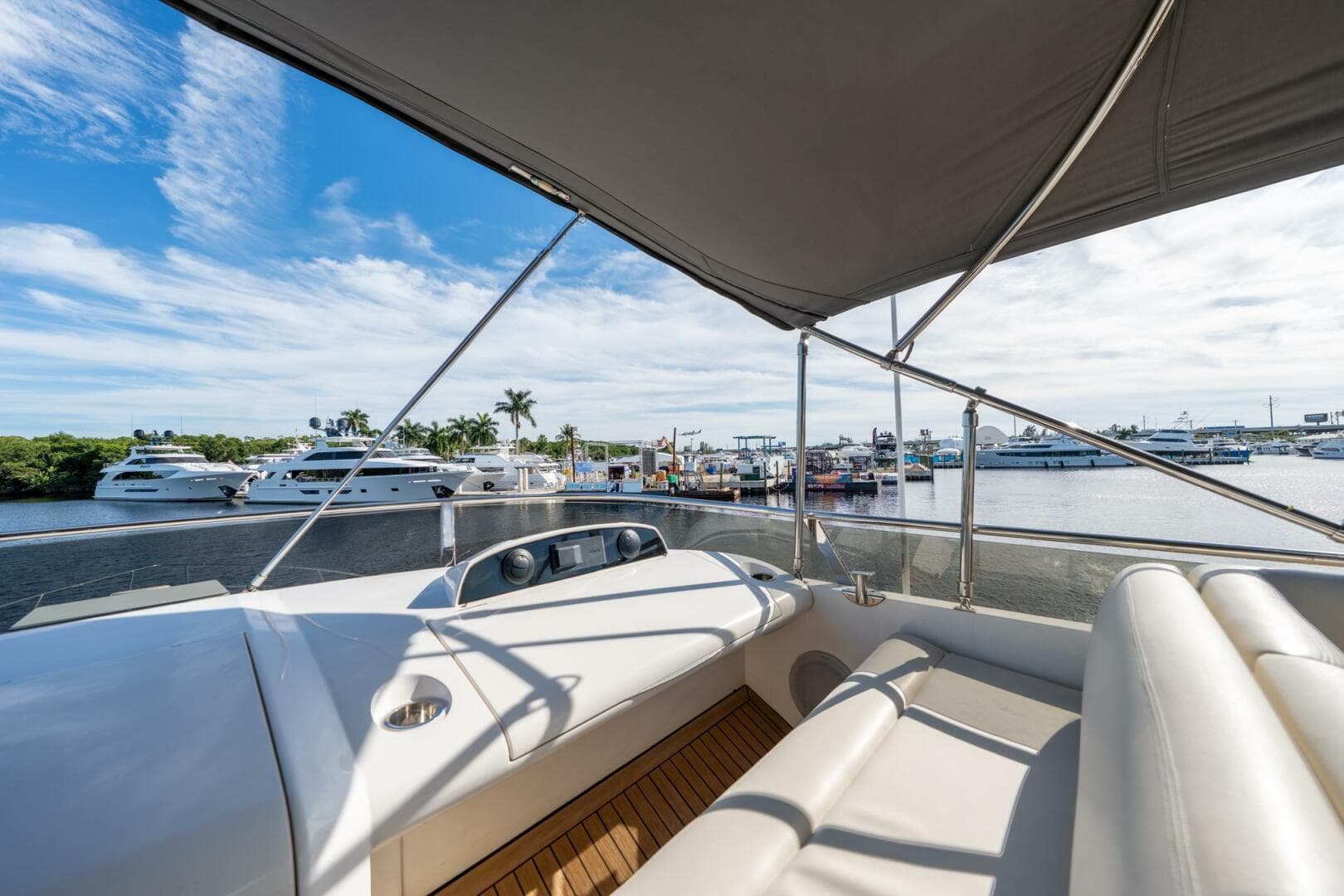 2012 Princess 64 Flybridge — photo 12