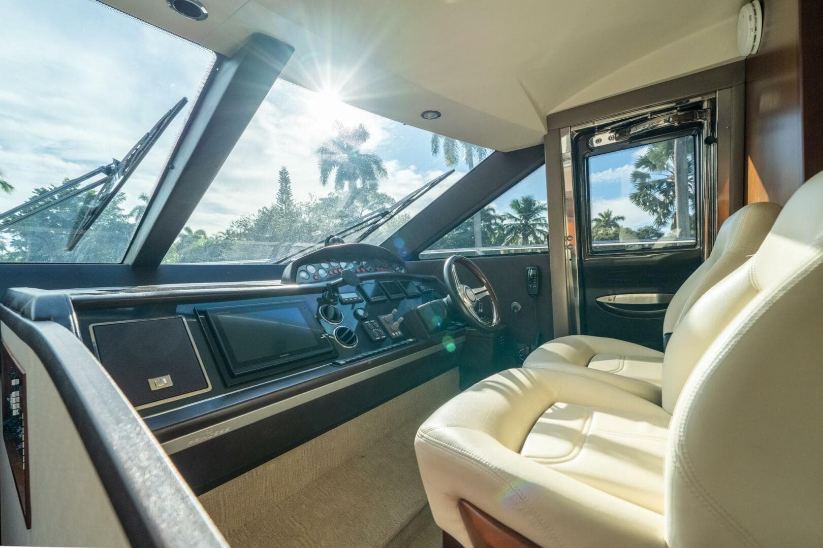 2012 Princess 64 Flybridge — photo 29