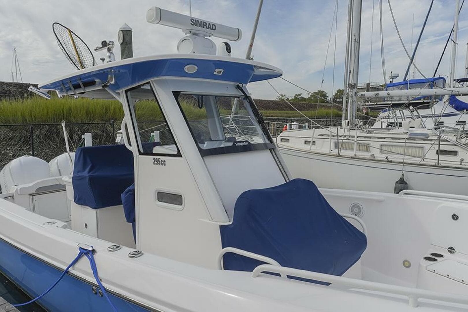2015 Everglades 295 Center Console — photo 35