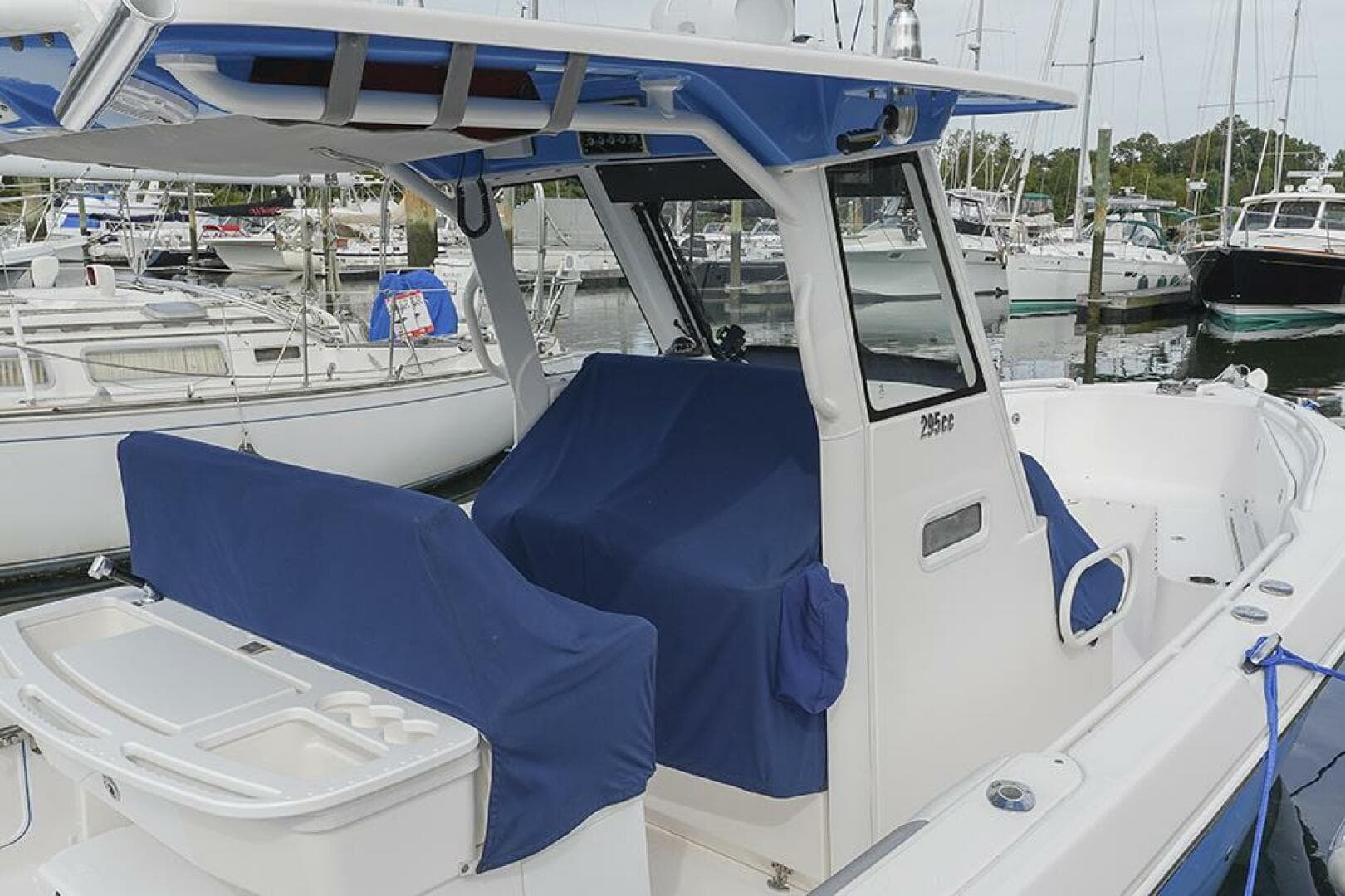 2015 Everglades 295 Center Console — photo 33