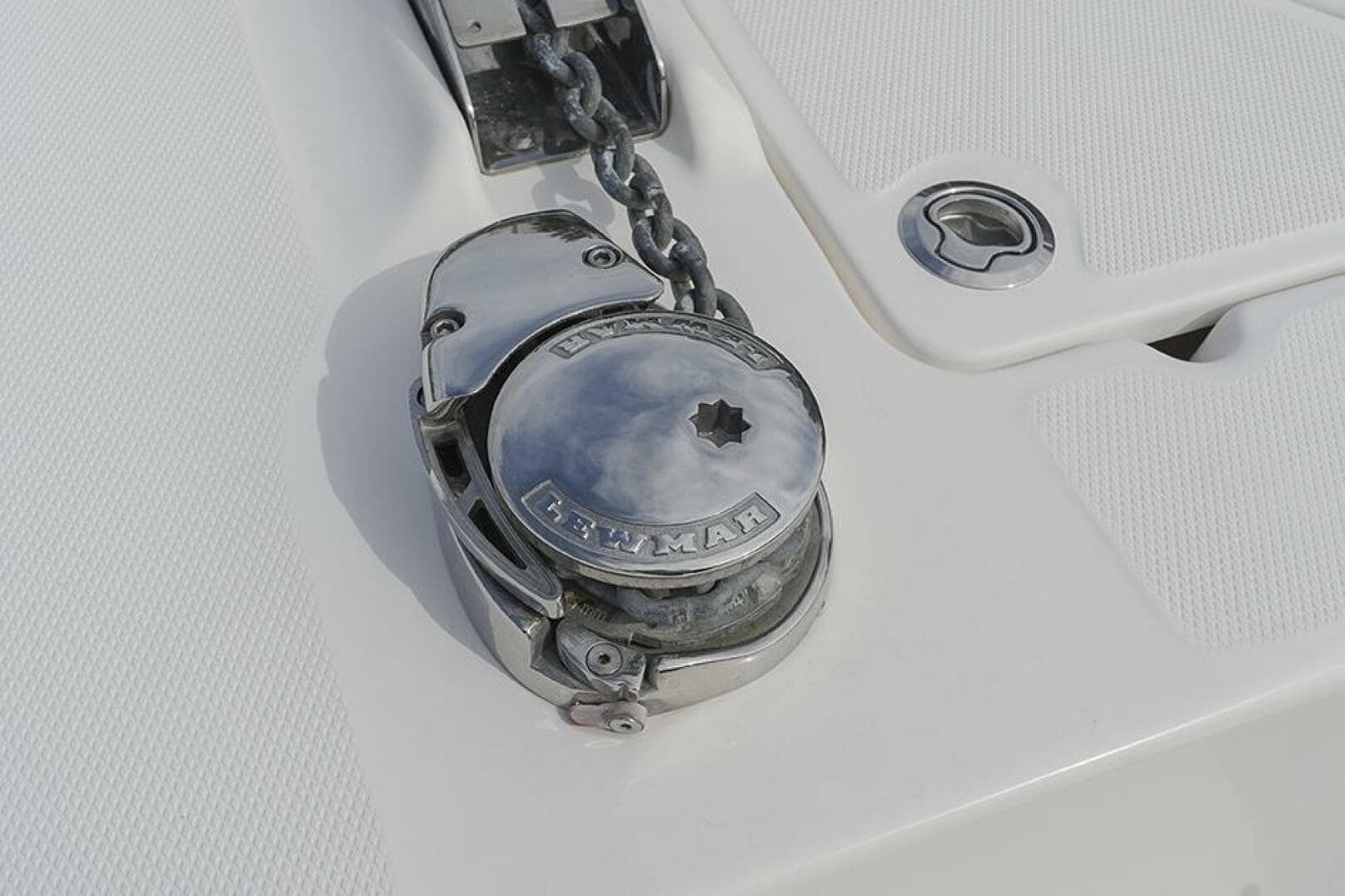2015 Everglades 295 Center Console — photo 32