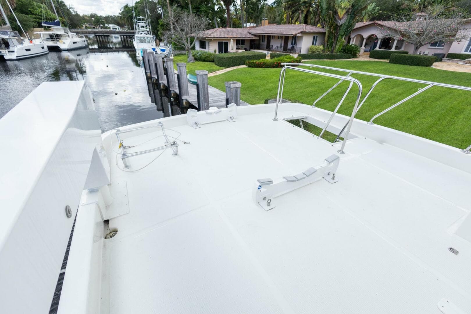 2005 Ocean Alexander Raised Pilothouse Flybridge Sedan — photo 31