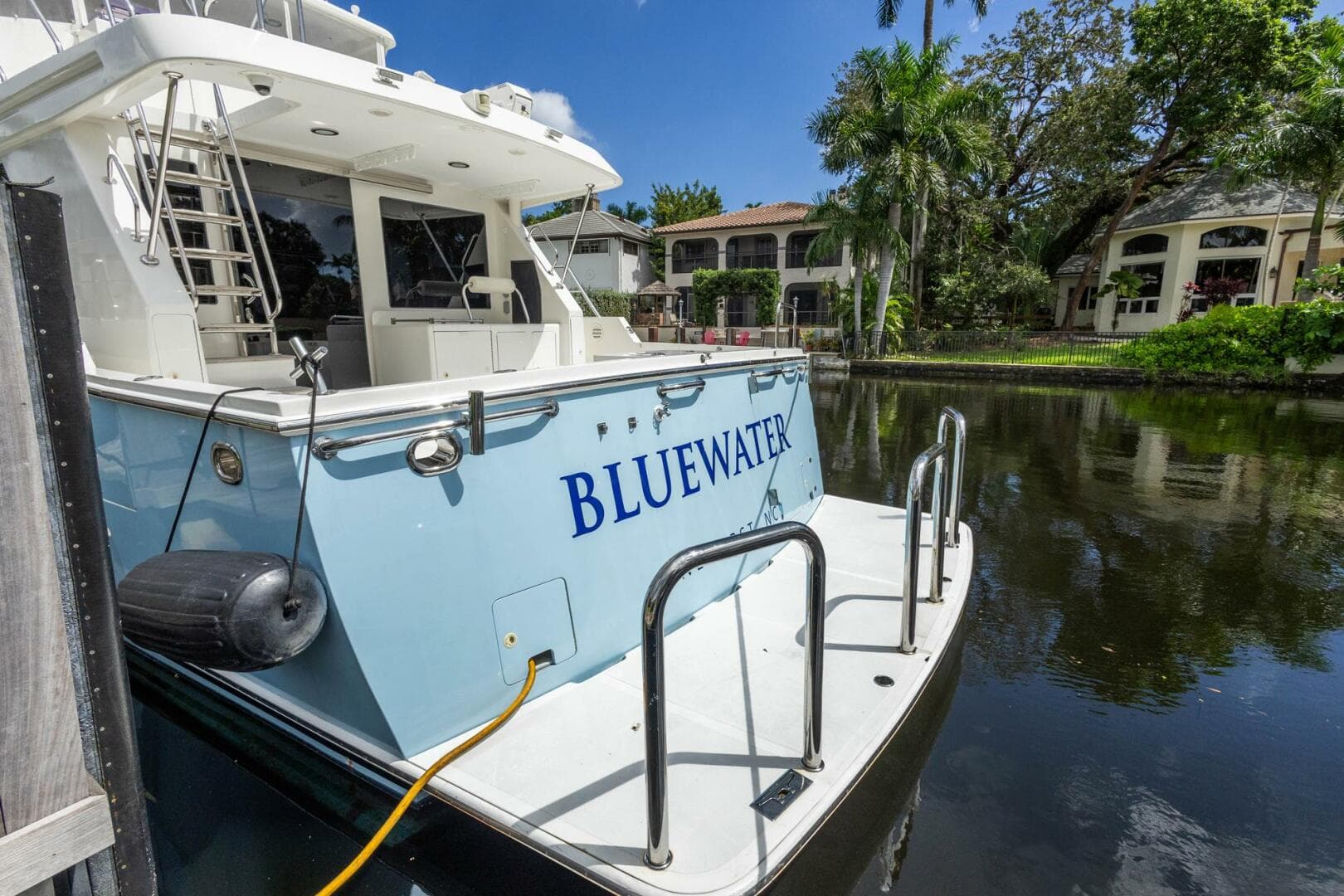 2005 Ocean Alexander Raised Pilothouse Flybridge Sedan — photo 3