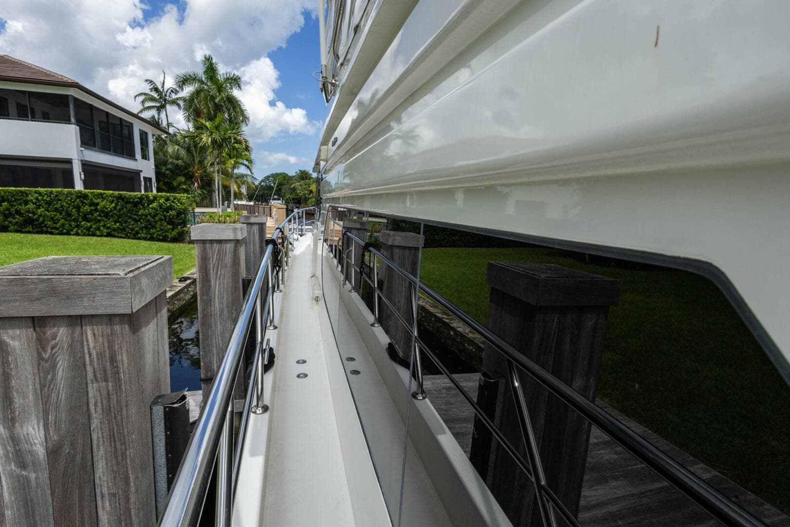 2005 Ocean Alexander Raised Pilothouse Flybridge Sedan — photo 42