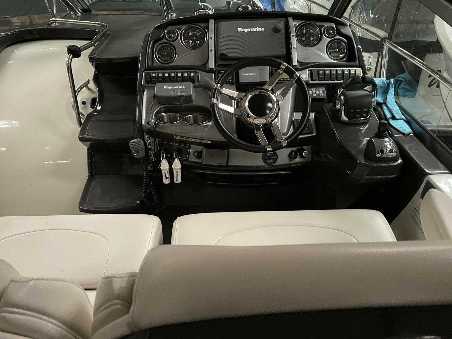 2012 Monterey — photo 8