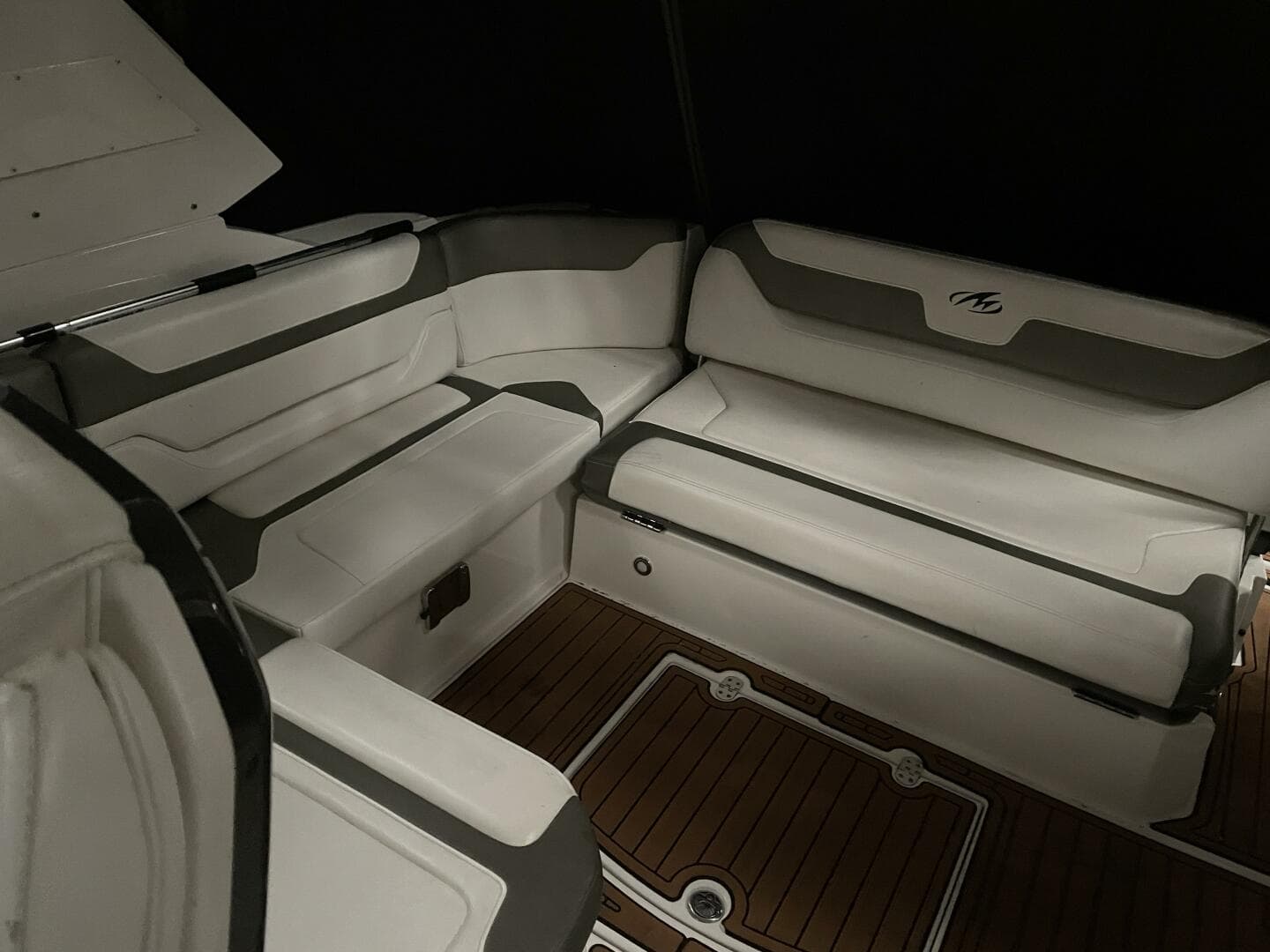 2012 Monterey — photo 10