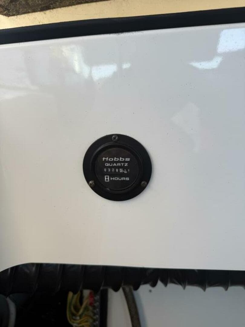 2010 Cobalt 296 — photo 35