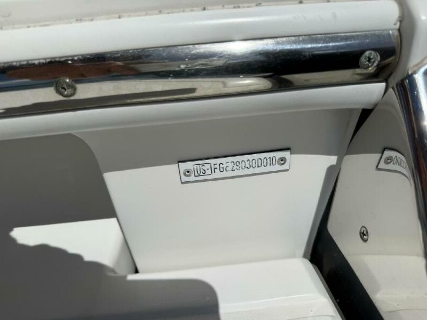 2010 Cobalt 296 — photo 31