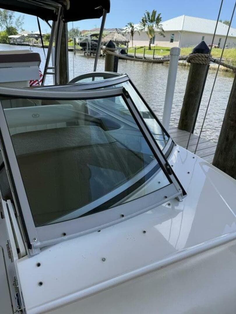 2010 Cobalt 296 — photo 12