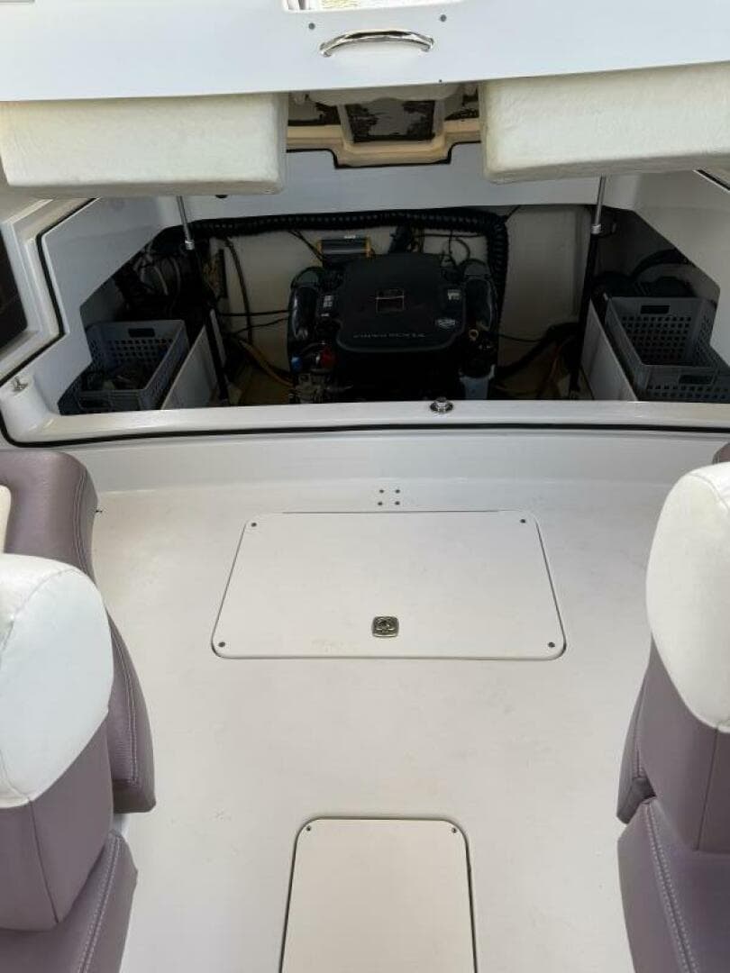 2010 Cobalt 296 — photo 42