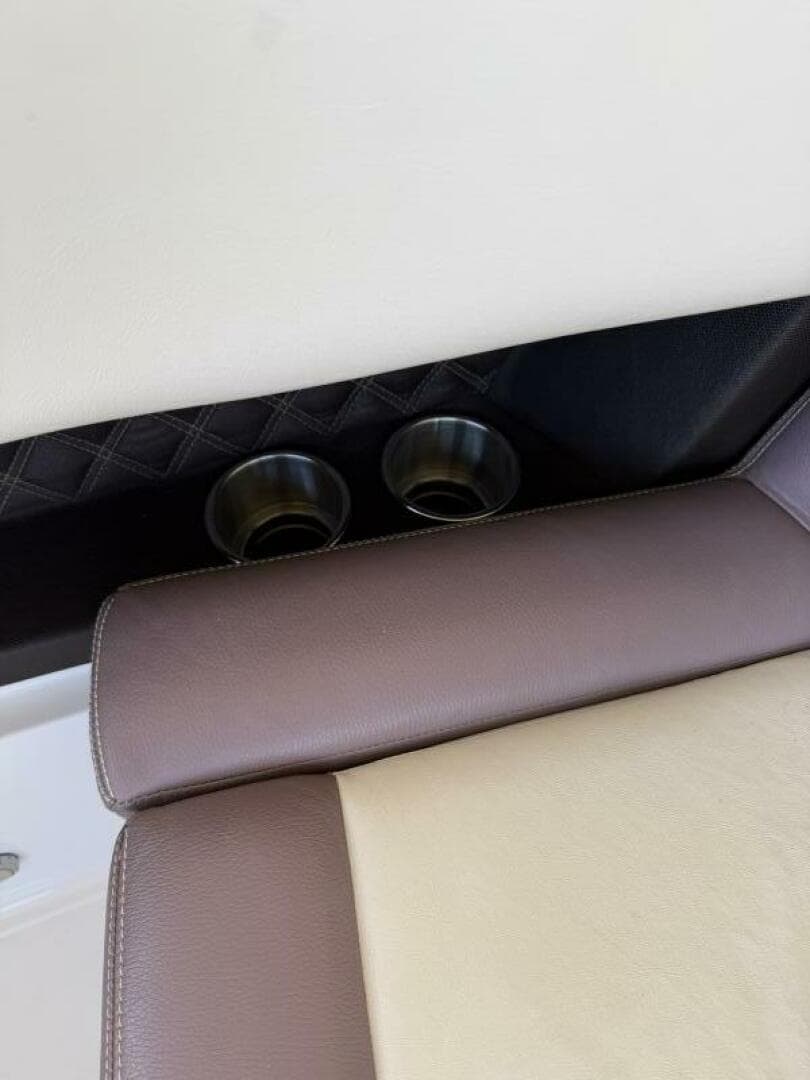 2010 Cobalt 296 — photo 38